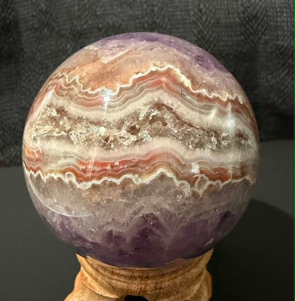 Amethyst Mexican Lace Agate Spheres