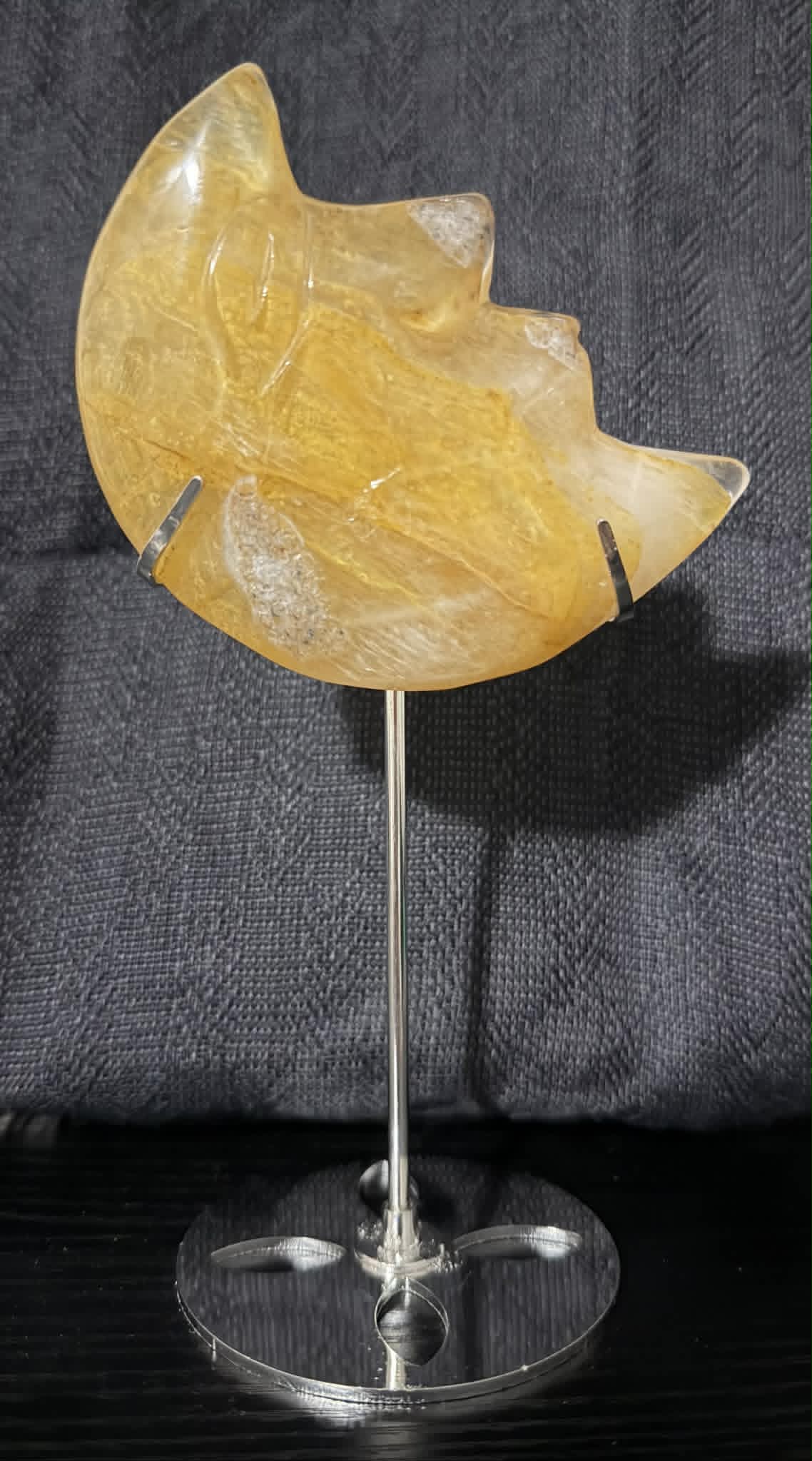 Golden Heeler Moon with Stand