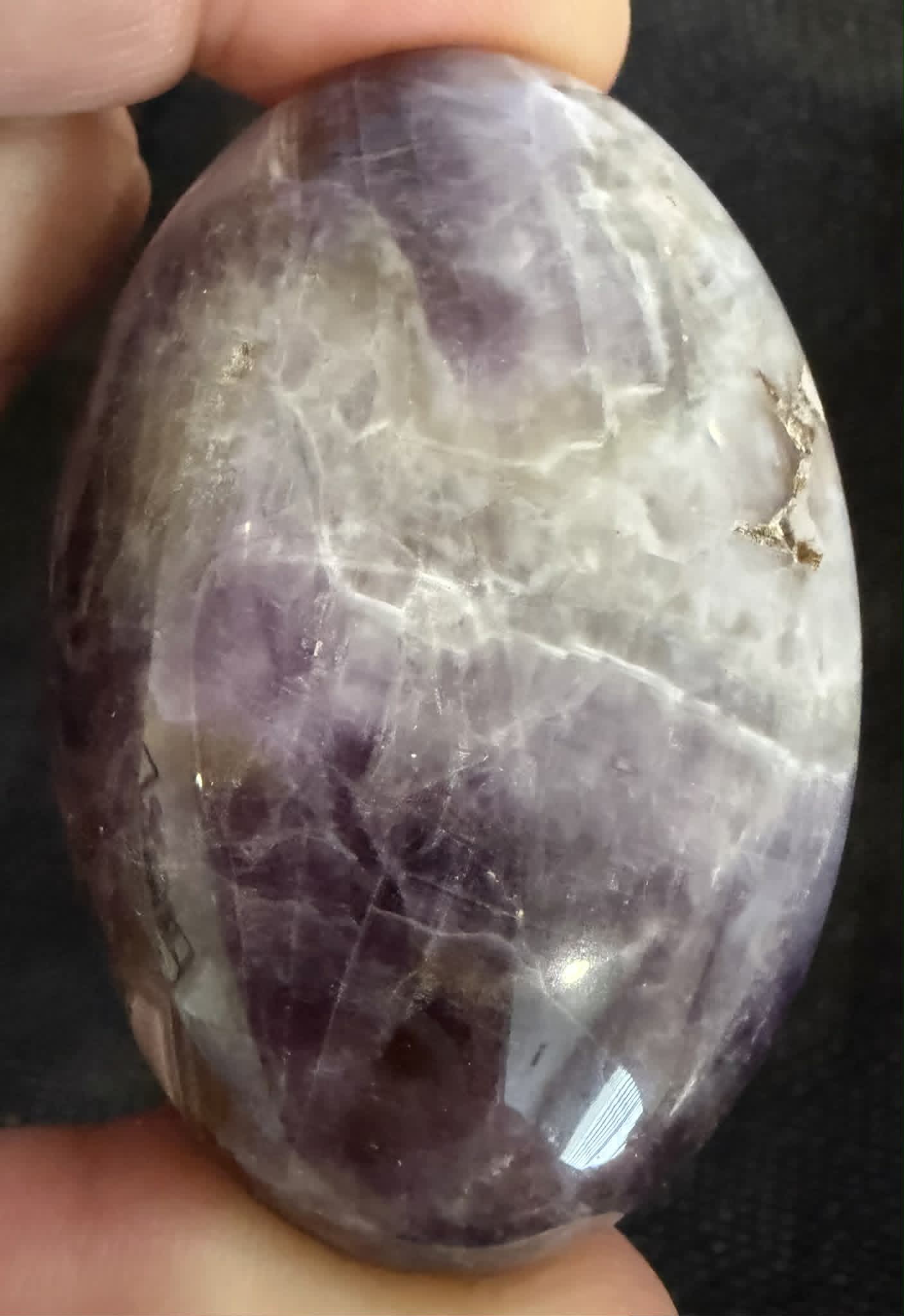 Dream Amethyst Palm Stone