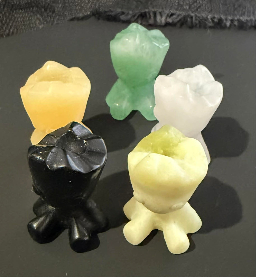 Small Crystal Groot Carving