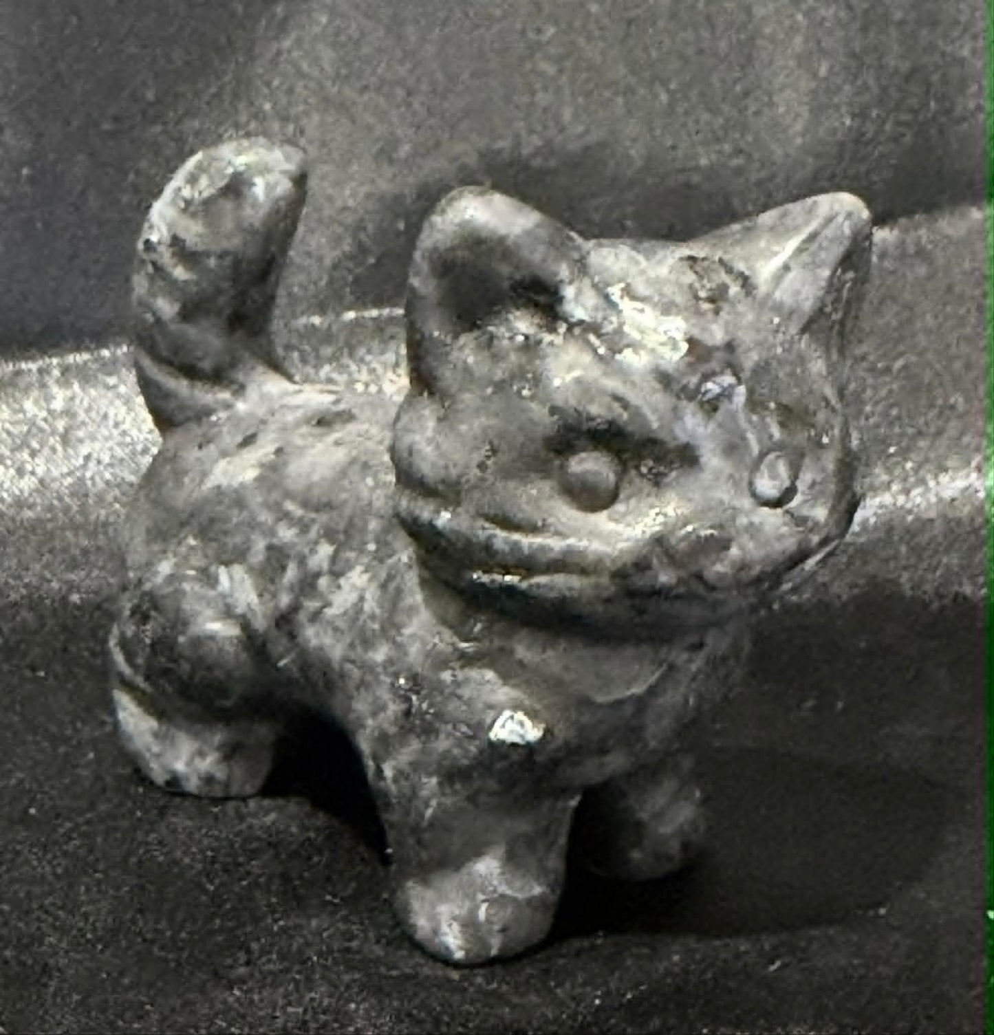 Larvikite Standing Kitty Carving